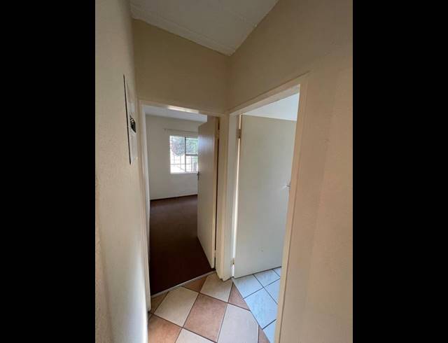 2 BEDROOM PROPERTY TO RENT IN POMONA